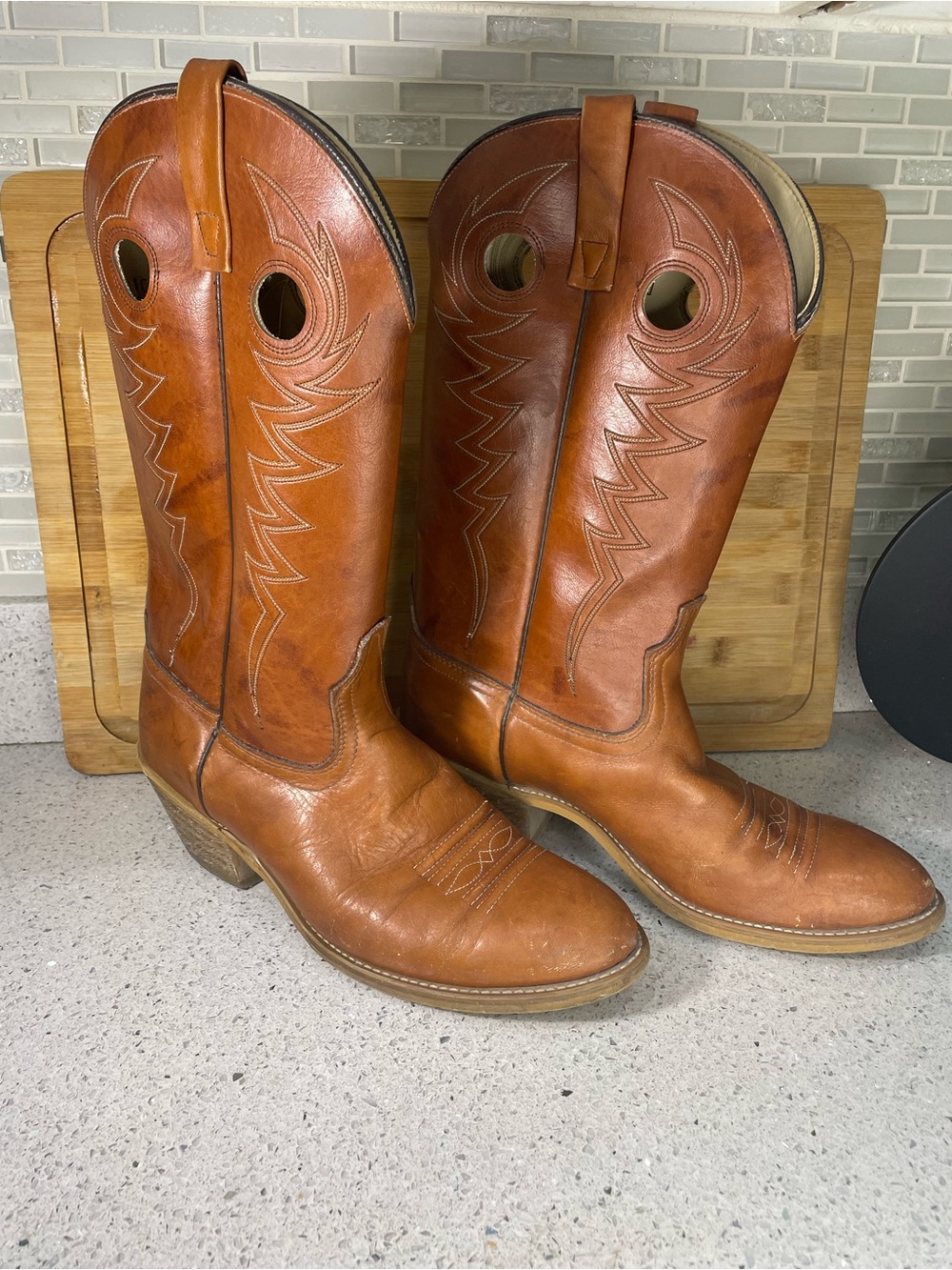 ACME Men's Tan Western Pull-On Mule Ears BuckarooCowboy Boots with Stitch Detail